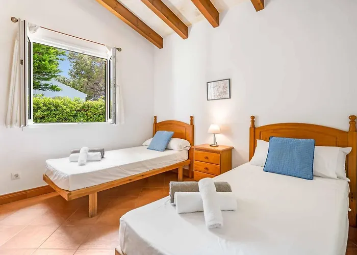 Flores Blanes קאלה אן בלאנס